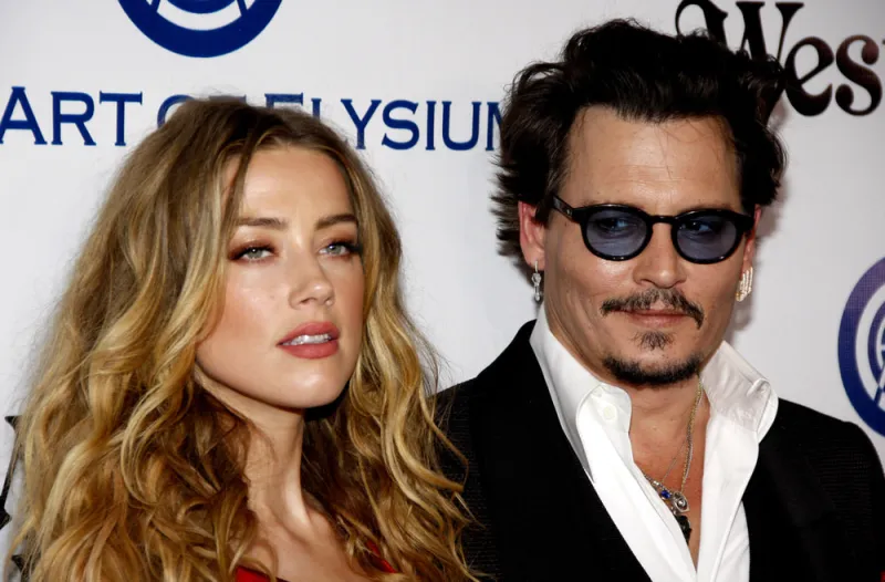 المحكمة تؤجل النطق بالحكم في قضية جوني ديب وأمبر هيرد إلى الثلاثاء