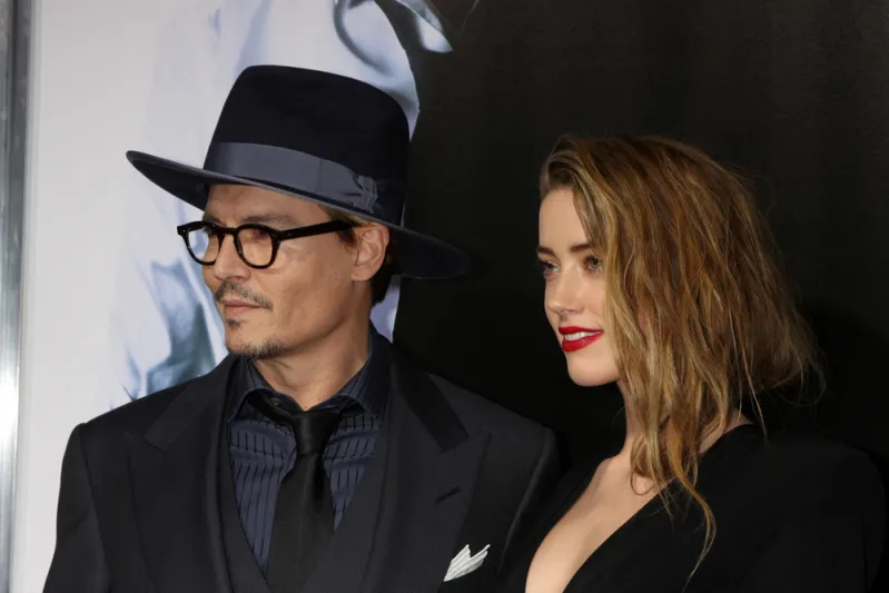 رسالة من والدة آمبر هيرد تفضح خطتها لجوني ديب 