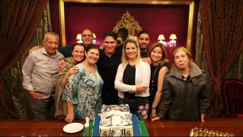 تفاصيل قصة حب جمعت بين أبو هشيمة وشقيقة كريستيانو رونالدو