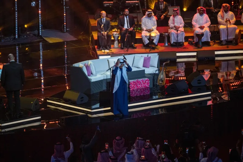 «محمد عبده» يعايد جمهوره على مسرح طلال مداح بـ"أغنية العيد"