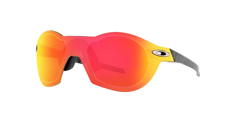 "Oakley" تطلق نظارتها المتطورة "Re:SubZero" لجعل صحتكَ أفضل
