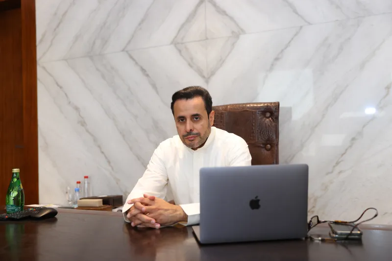 رجل الأعمال عبد الرحمن الخثلان لـ«الرجل»: العقبات علمتني والتحديات أمتعتني