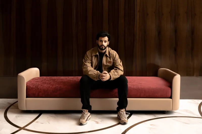 الفنان فايز جريس لـ"الرجل": أشجع "الهلال".. وأدعو للإغراق في المحلية