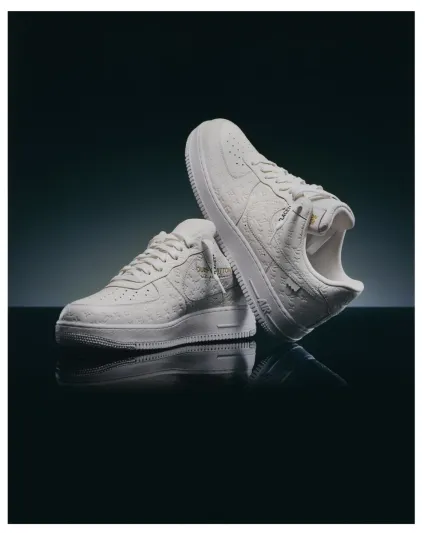 أحذية "Air Force 1" من لويس فويتون ونايكي
