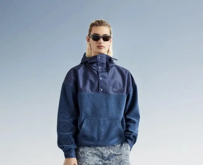 «Dior» تقدم مجموعة جديدة خاصة بملابس السباحة بتقنية Parley Air