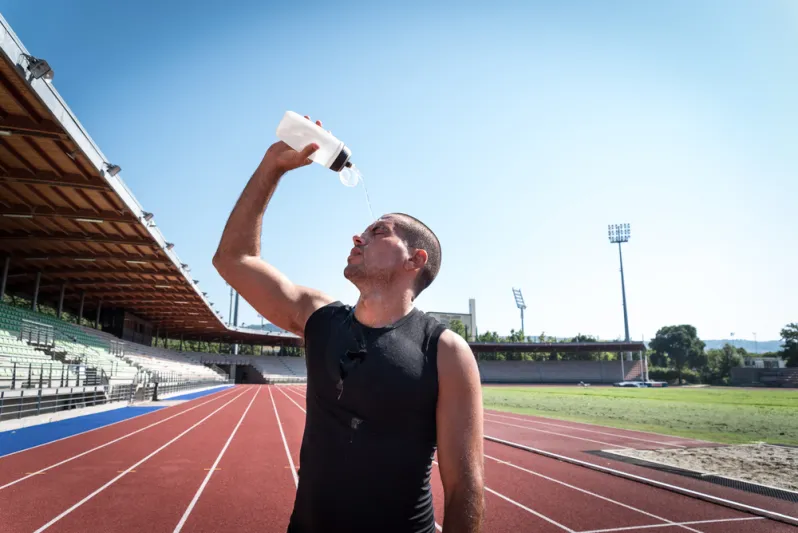 لماذا نشعر بالغثيان بعد التمرين؟ العلماء يجيبون