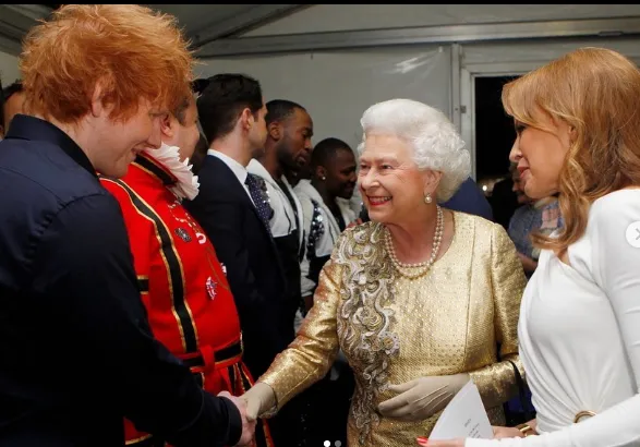 إد شيران يختتم حفل اليوبيل البلاتيني بأغنية عاطفية للملكة إليزابيث