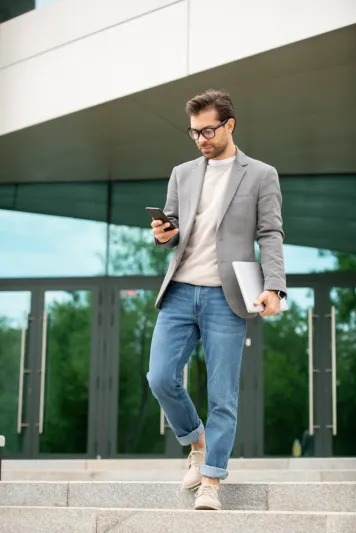 دليلك لارتداء سمارت كاجوال لإطلالات العمل