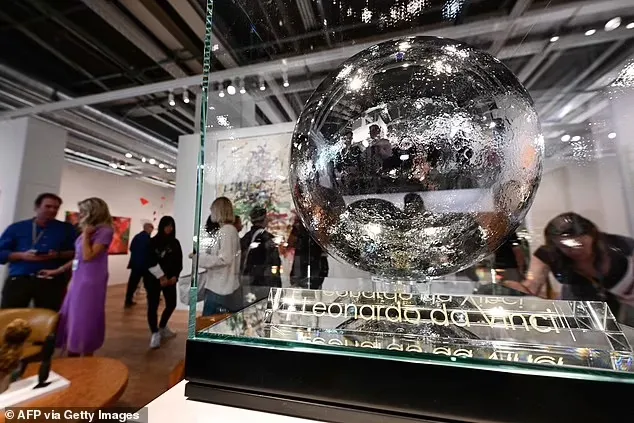 فنان أمريكي سيعرض 125 منحوتة على سطح القمر بدعم من "سبيس إكس" 