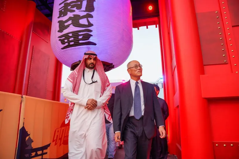 سفير اليابان يشيد بفعاليات وعروض موسم جدة 