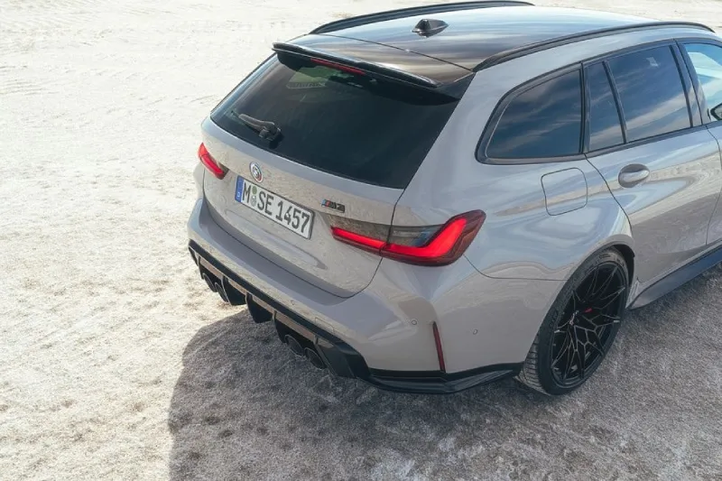 «BMW» تكشف عن سيارة M3 تورينج الجديدة (فيديو) 