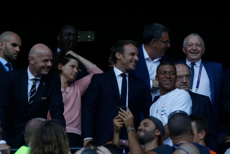 الرئيس الفرنسي يكشف دوره في منع مبابي من الانتقال إلى ريال مدريد