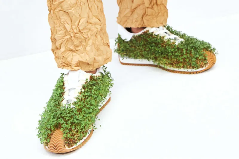 الشيا والنعناع البري تنمو على أزياء عارضي مجموعة Loewe الجديدة! (صور)