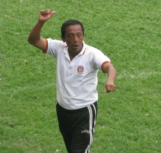 اللاعبون والجماهير يقتلون حكمًا في السلفادور (فيديو)