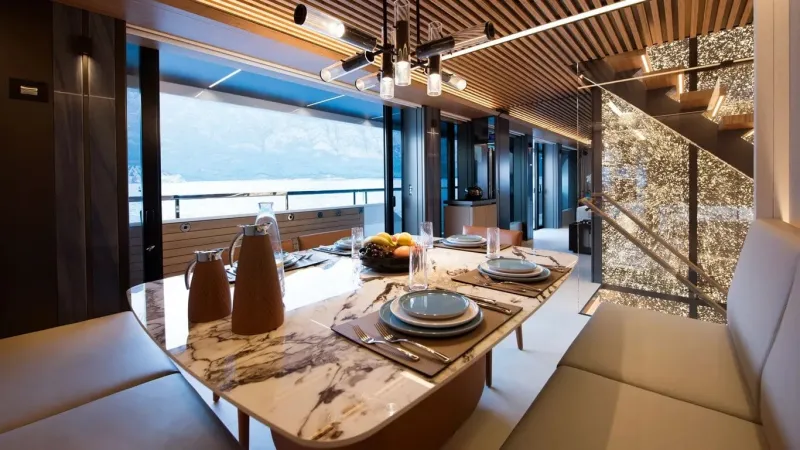 يخت الوعب يفوز بجوائز التصميم والابتكار الدولية لعام 2022