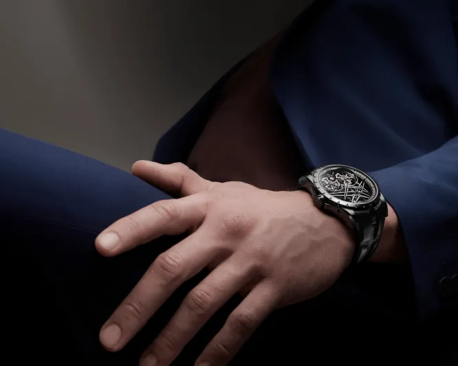 إصداران جديدان من Roger Dubuis Excalibur بالسيراميك الأسود