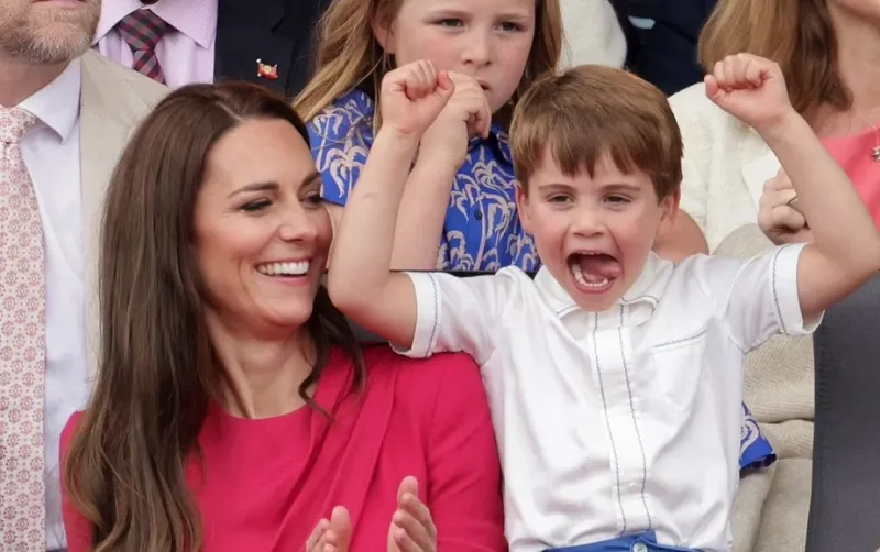 الأمير لويس يضع كيت ميدلتون في موقف محرج في اليوبيل البلاتيني 