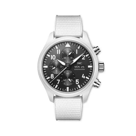 ساعة أي دبليو سي لايك تاهو IWC Lake Tahoe من IWC 4 ساعات ملونة تزيدك أناقة هذا الصيف