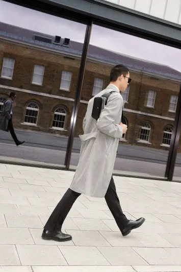 دانهيل تطلق مجموعة أزياء الرجال لموسم ربيع وصيف 2023