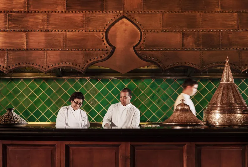 مطعم «طاجين» بمنتجع «ذا بالاس ون آند أونلي رويال ميراج» استضاف الشيف الشهير «موحا» 