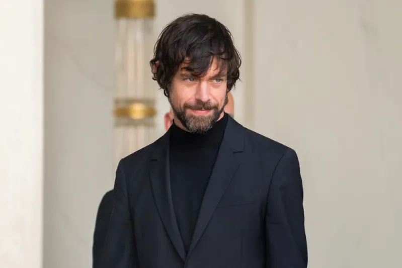 «جاك دورسي» مؤسس تويتر يفقد 260 مليون دولار في يوم واحد بسبب إيلون ماسك