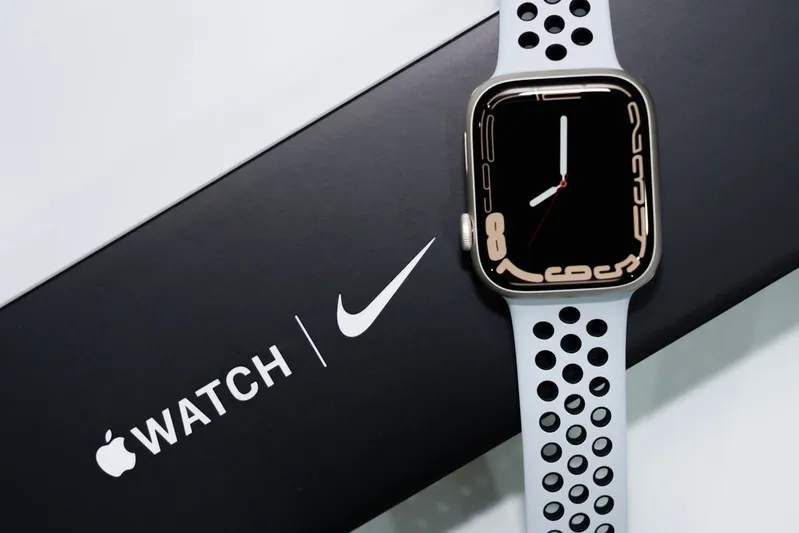 ساعة Apple Watch 8 الجديدة تخبرك أنك مصاب بهذا المرض