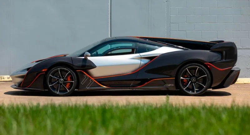 عرض سيارة «ماكلارين سابر» النادرة في مزاد علني قريبًا 