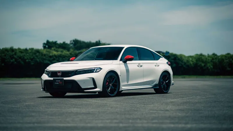 بمواصفات مميزة.. «هوندا» تزيح الستار عن سيارة "سيفيك تايب آر" 2023 (فيديو) 