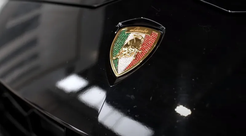 صنع شارة لامبورغيني الألماسية بسعر 40 ألف دولار (فيديو)