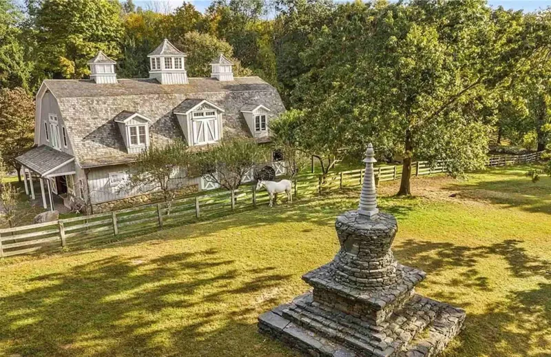 الممثل ريتشارد غير يبيع منزله مقابل 24 مليون دولار 