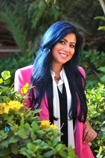 مصممة الأزياء أفنان محمود زغبي: كنت انطوائية.. وزوجي أخرجني من قوقعتي