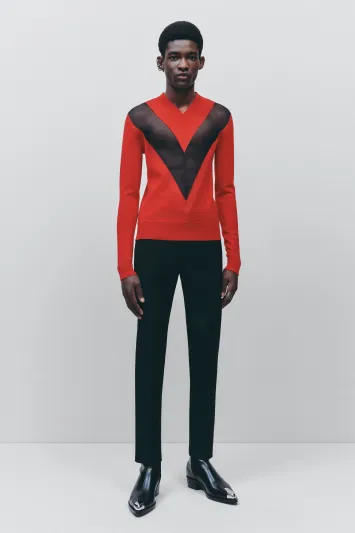 حي سوهو يلهم ألكساندر ماكوين لخريف وشتاء 2022