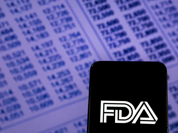 بعد موافقة «FDA».. طرح لقاح معدل ضد سلالات أوميكرون في سبتمبر
