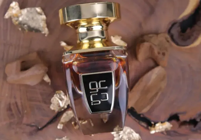 انتقِ عطرك المفضل من "الماجد للعود" 