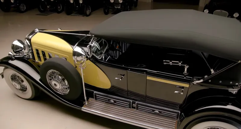 ملكة بعمر قرن.. «جاي لينو» يستعرض كاديلاك نادرة بمحرك V16 (فيديو)