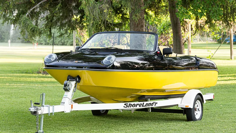 "لانش" شبيه بورشه بوكستر بيع بــ39000 دولار بمزاد