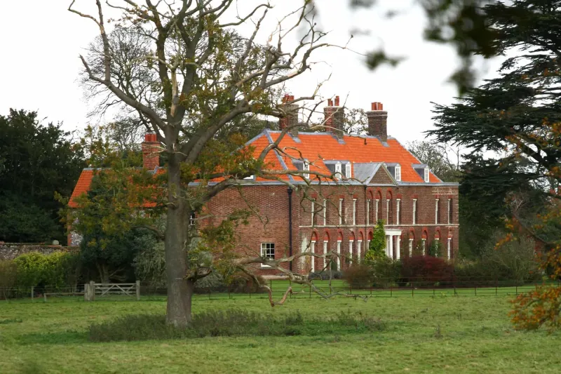 مصدر الصورة: موقع vogue. «Adelaide Cottage» منزل الأمير ويليام وكيت في وندرسور