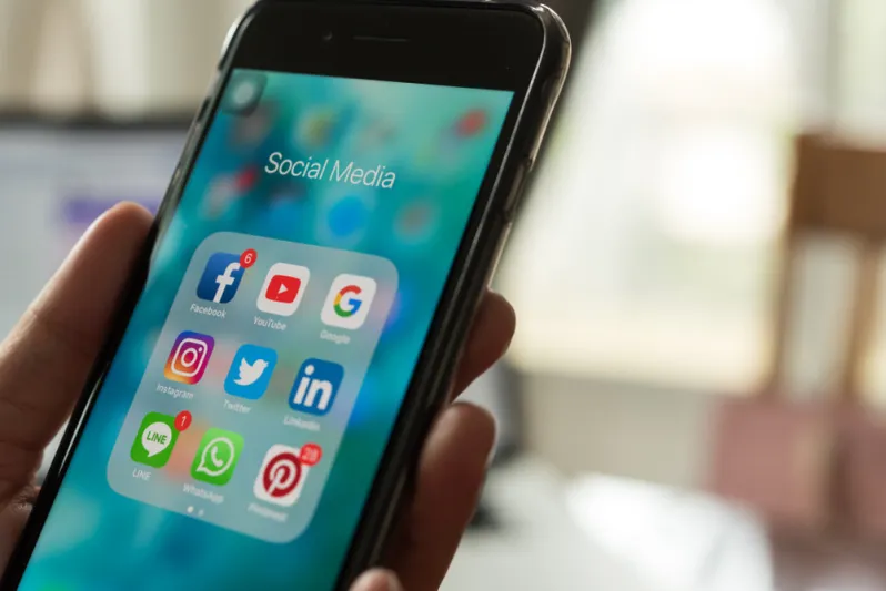 «ميتا» تطلق ميزات جديدة في «ريلز» عبر فيسبوك وإنستغرام