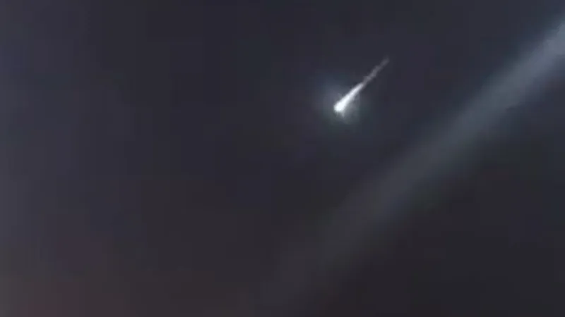 نيزك يحترق في سماء السعودية.. وقصة أكبر النيازك بالمتحف الوطني