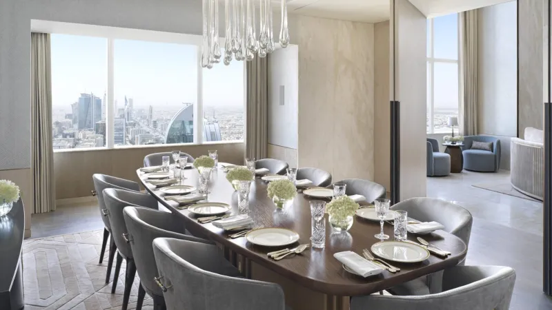 يوم ملكي ليوم واحد في فندق فورسيزونز الرياض 