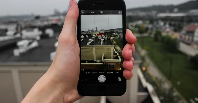  كيف تكتشف فيديوهاتك الخفية على الآيفون؟