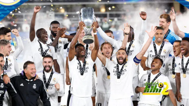  ريال مدريد يتوج بكأس السوبر الأوروبي ورقم قياسي لبنزيما (فيديو)