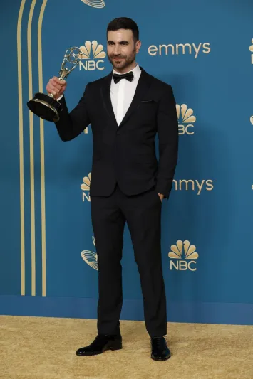 أفضل الإطلالات الرجالية في حفل توزيع جوائز الإيمي 2022 (صور)