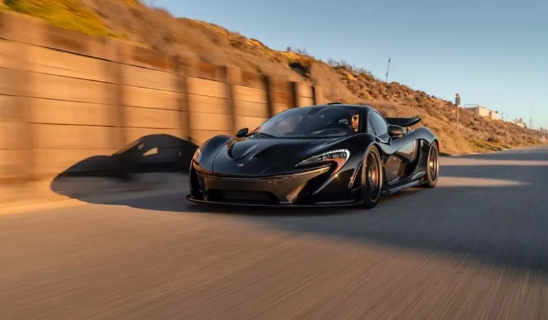 سيارة «McLaren P1» أغلى سيارة بيعت في مزاد على الإنترنت 