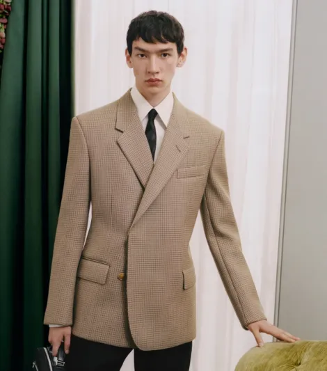 أزياء خريف وشتاء 2022 تتخطى حدود المُتوقع