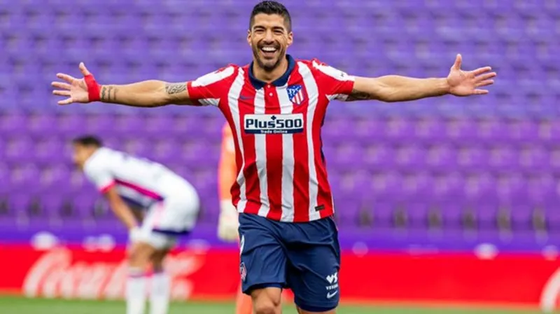 "لويس سواريز" يرحل عن نادي طفولته من أجل كأس العالم 2022