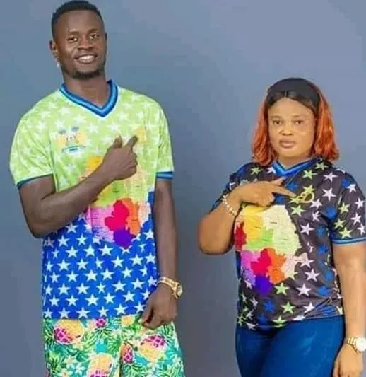 مهاجم منتخب سيراليون: زوجتي تخلت عني.. ولو قُتلت هي السبب!