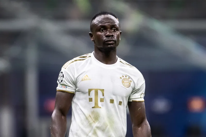 أعمال الخير تمنح ساديو ماني جائزة "سقراط" 