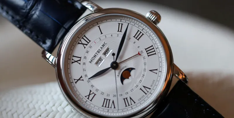 3 ساعات فاخرة من Montblanc تختصر ذروة الإبداع 