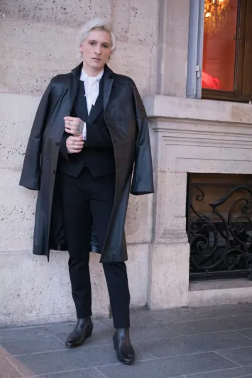 حذاء الشتاء يكمل أناقتك.. فتريث في اختياره 